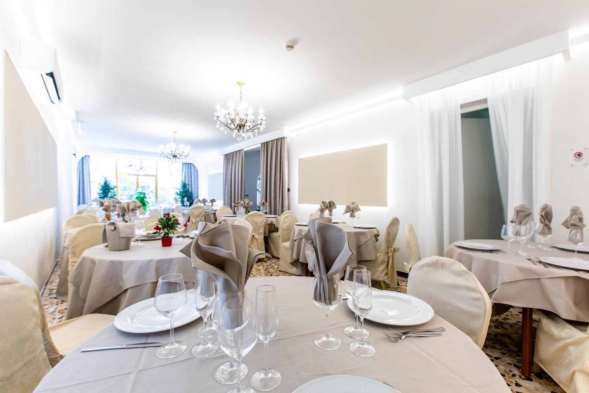 Hotel Italia Rimini Esterno foto